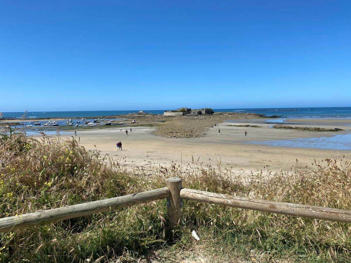 Loriot1- Appartement Vue Mer Sur Le Fort Bloque Ploemeur Kültér fotó